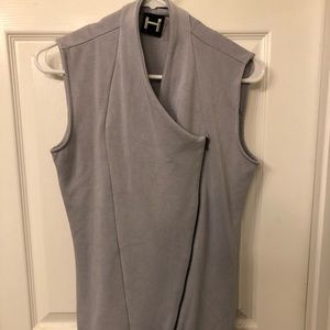 Sweatshirt vest